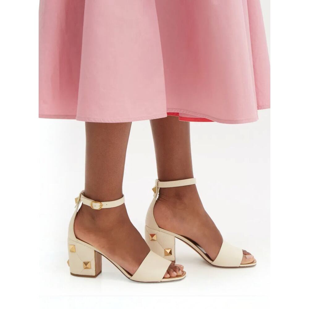 Valentino Garavani 75 Roman Stud Heel Leather Sandal Ivory Size 37.5
